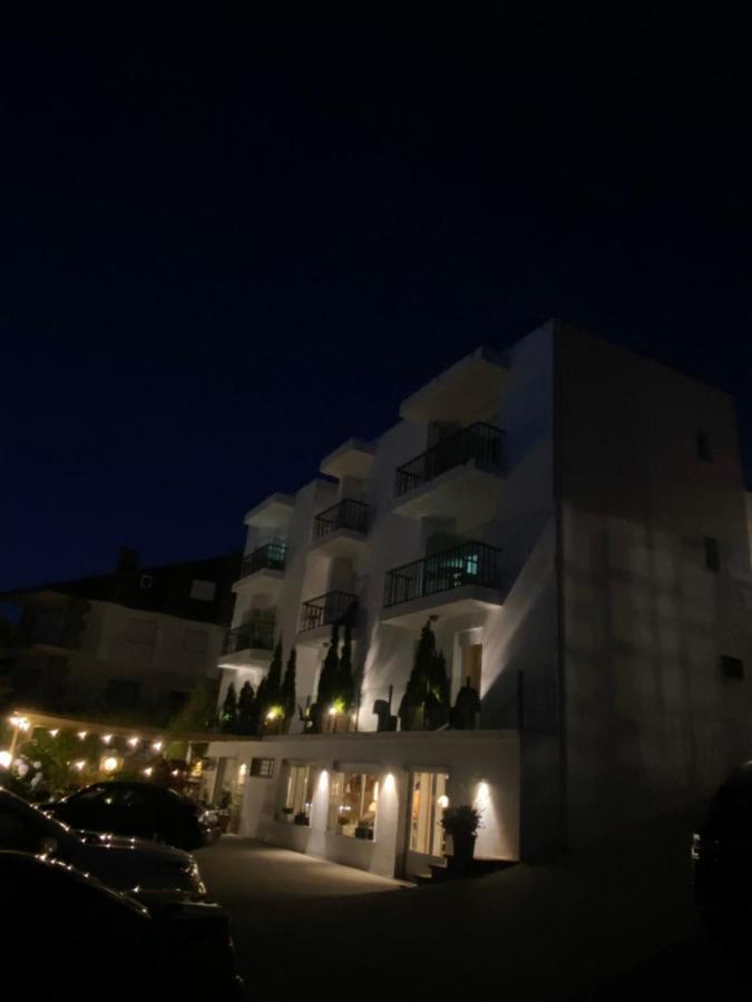 Hotel Farsund Areas Екстер'єр фото